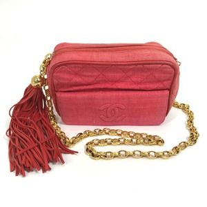 CHANEL Red Shoulder Bag